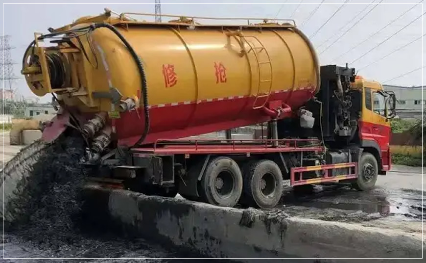 乌拉特前旗沉淀池清理案例